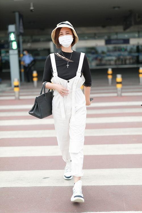 成都网红背带裤图片,网红背带裤引领时尚潮流