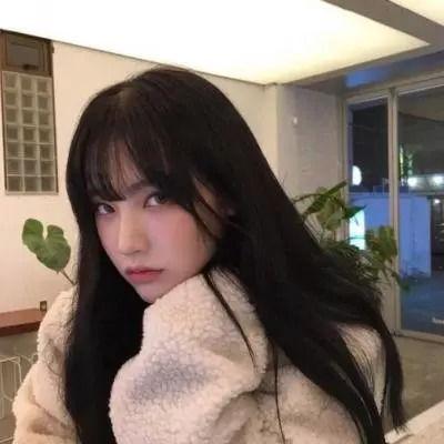 娱乐吃瓜酱理性女生